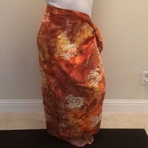 NWOT Beautiful Sarong